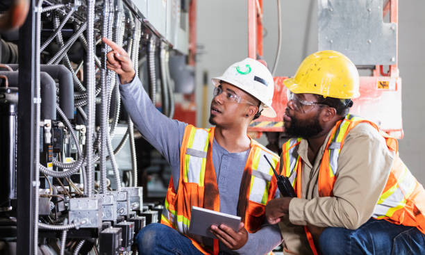 Best Commercial Electrician Services  in Malverne, NY